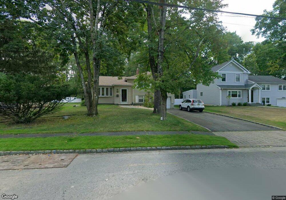 9 W Mcclellan Ave, Livingston, NJ 07039 - photo 1