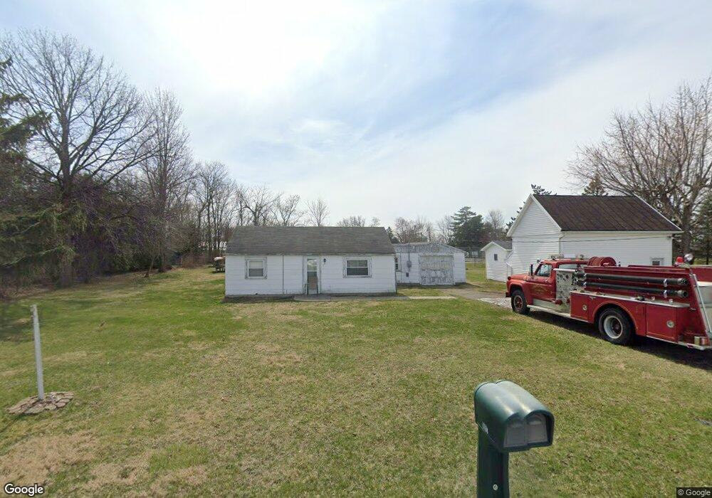 104 Robinson Ave, Columbus Grove, OH 45830 - photo 1