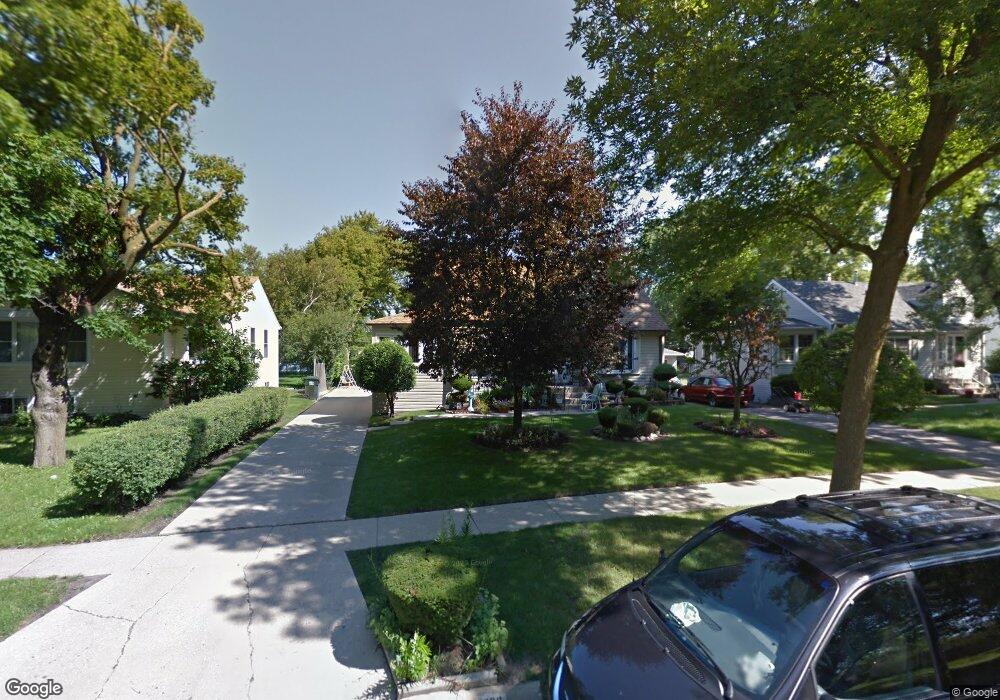 2028 Estes Ave, Des Plaines, IL 60018 - photo 1