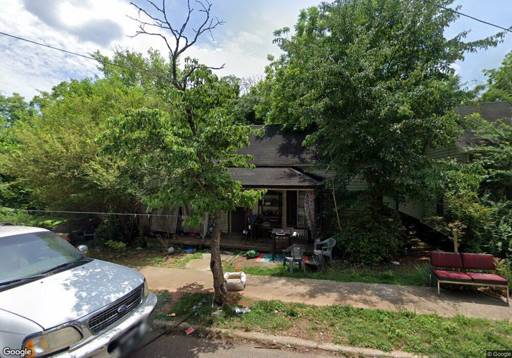 211 Mills St, Statesville, NC 28677 - photo 1