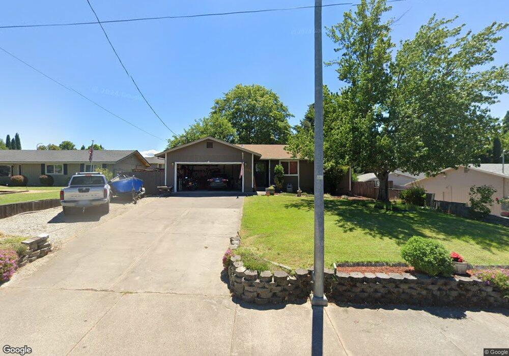 2692 E McAndrews Rd, Medford, OR 97504 - photo 1