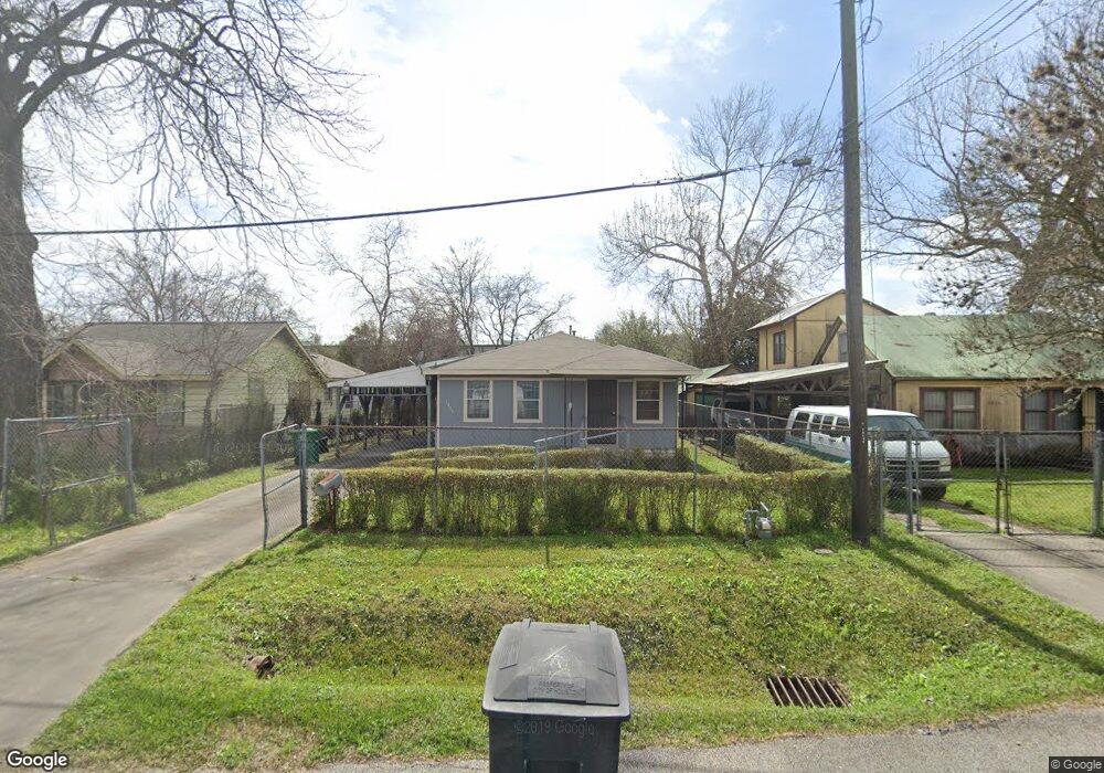 3806 Melbourne St, Houston, TX 77026 - photo 1