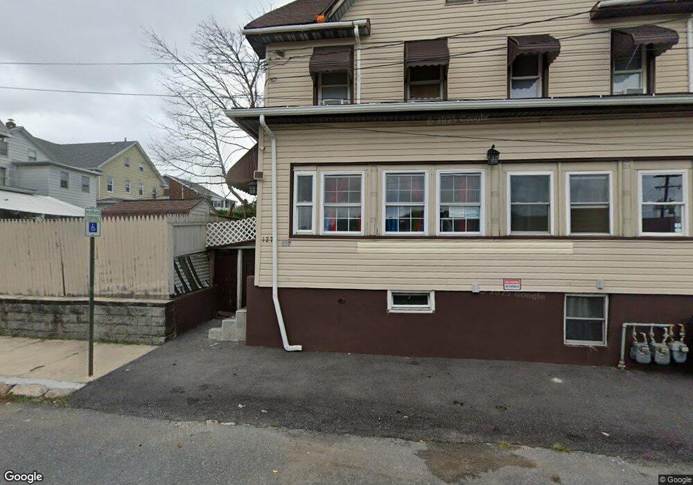 127 W 5th St, Hazleton, PA 18201 - photo 1