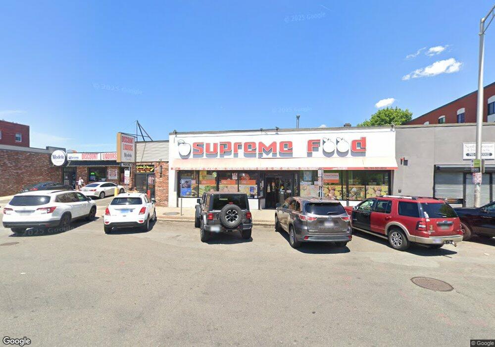 199 N Common St unit 202, Lynn, MA 01905 - photo 1