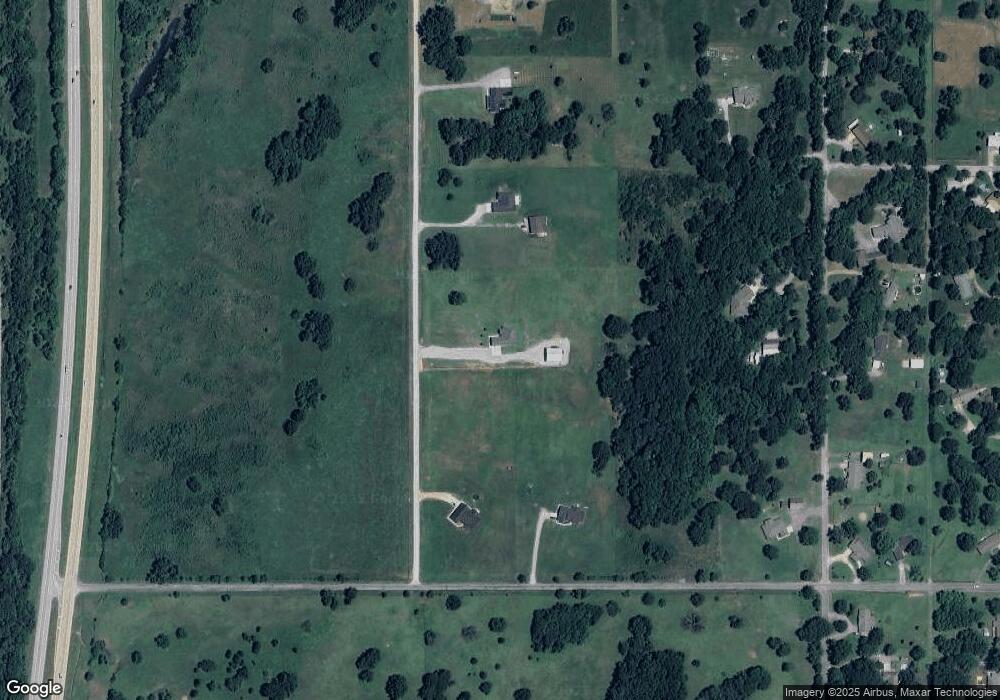 1770 N Apache St, Chouteau, OK 74337 - photo 1