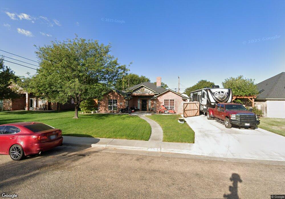 804 Melinda Ln, Dumas, TX 79029 - photo 1