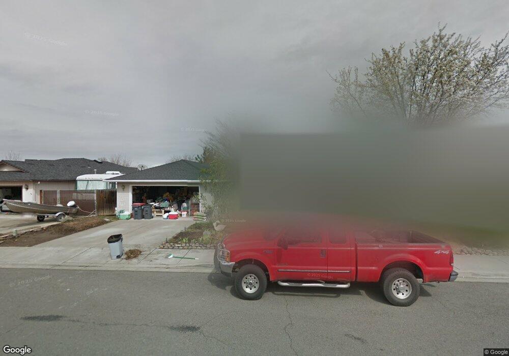 127 Woodridge Dr, Central Point, OR 97502 - photo 1