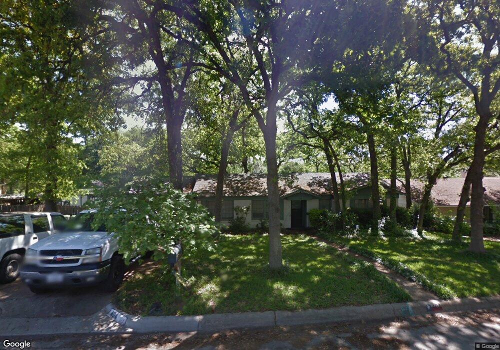 404 Crosstimber Dr, Hurst, TX 76053 - photo 1