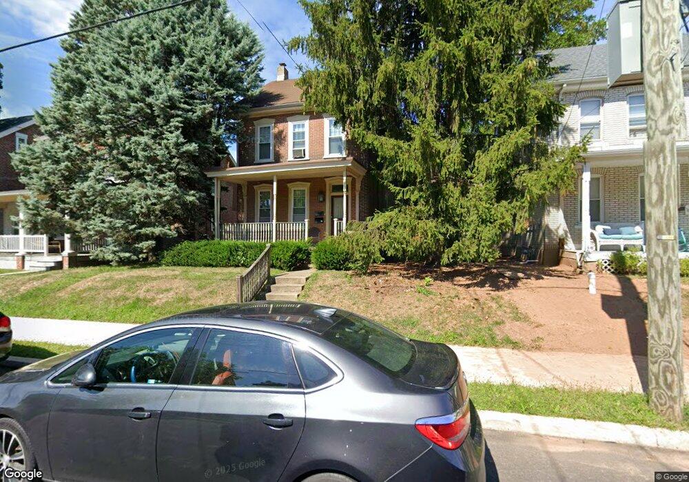 52 N Richardson Ave, Lansdale, PA 19446 - photo 1