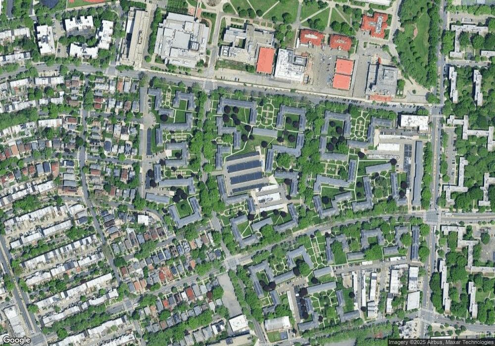 15010 Melbourne Ave unit 355B, Flushing, NY 11367 - photo 1