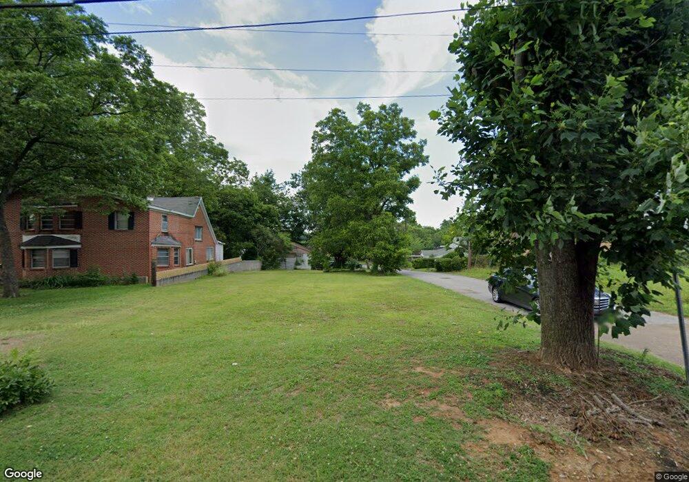 236 Lincoln St, Jackson, TN 38301 - photo 1