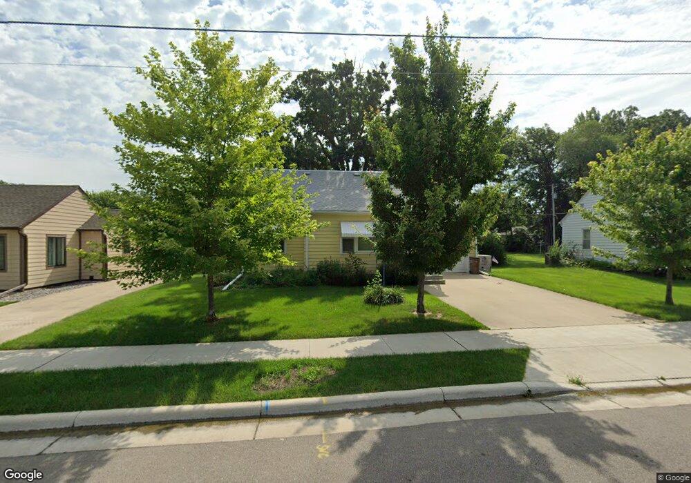 812 Ulstad Ave, Albert Lea, MN 56007 - photo 1