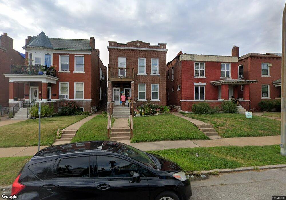 4551 Harris Ave, Saint Louis, MO 63115 - photo 1