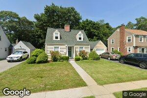 118 Roslyn Ave, Cranston, RI 02910