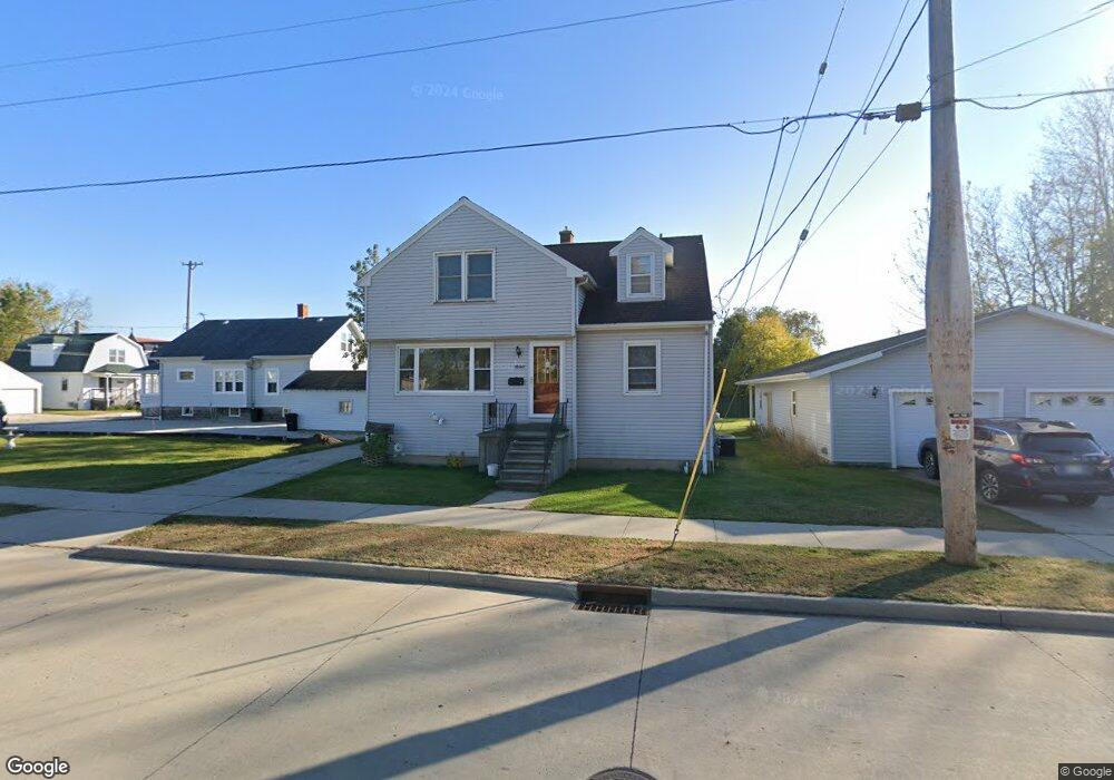 1909 14th St, Two Rivers, WI 54241 - photo 1