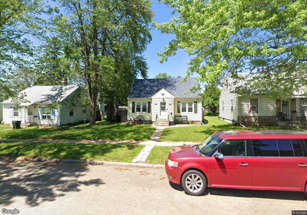 1115 Byron Ave, Waterloo, IA 50702 - photo 1