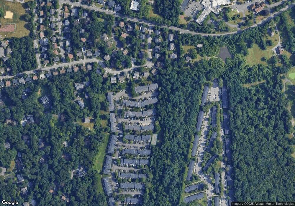 184 Fen Way, Syosset, NY 11791 - photo 1