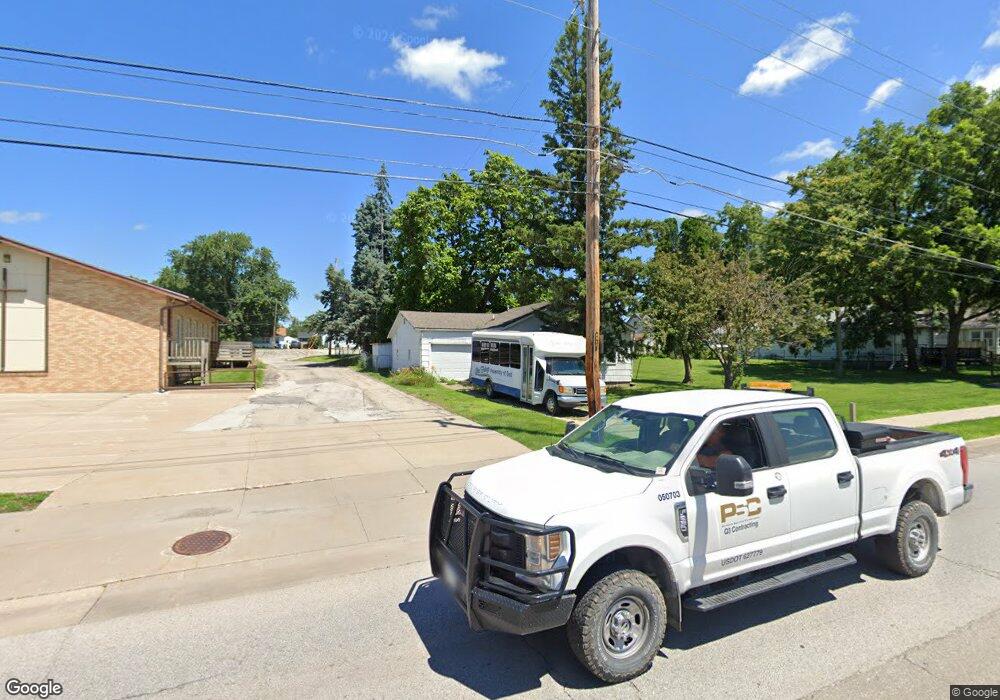 320 E Army Post Rd, Des Moines, IA 50315 - photo 1