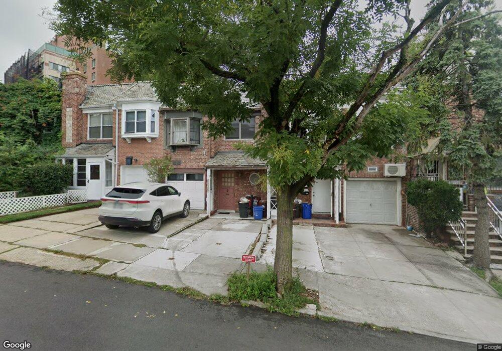 33-04 143rd St unit 2FL, Flushing, NY 11354 - photo 1