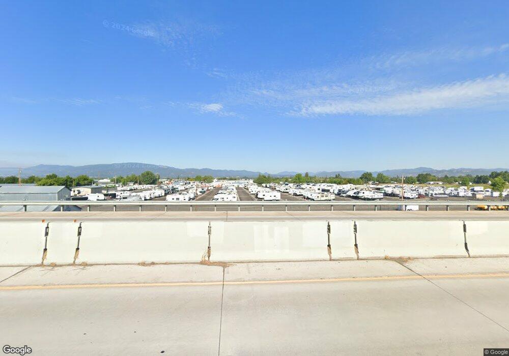 965 E Vilas Rd, Central Point, OR 97502 - photo 1