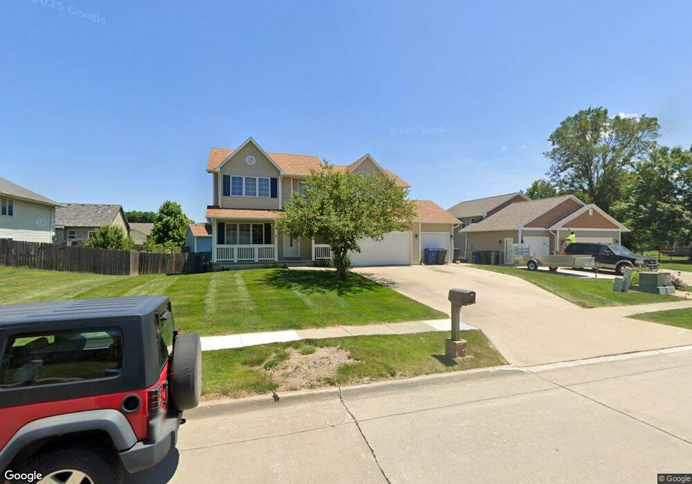 4201 SE 24th St, Des Moines, IA 50320 - photo 1