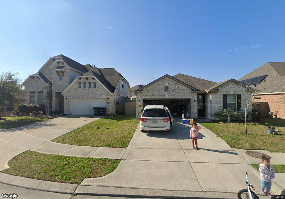 1749 Shane Trail Dr, Alvin, TX 77511 - photo 1