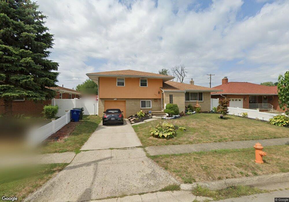 1123 Erickson Rd, Columbus, OH 43227 - photo 1