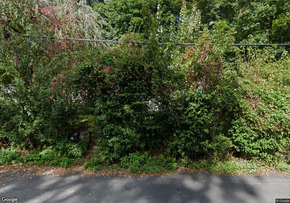 40 Hanson St, Lake Peekskill, NY 10537 - photo 1