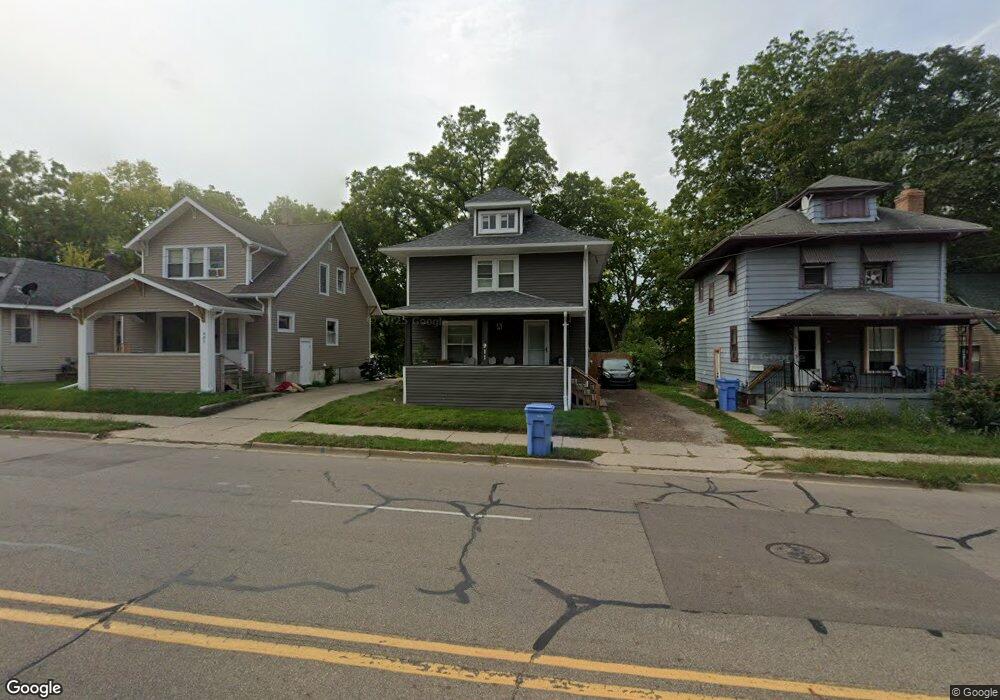 911 N Mlk Blvd, Lansing, MI 48915 - photo 1