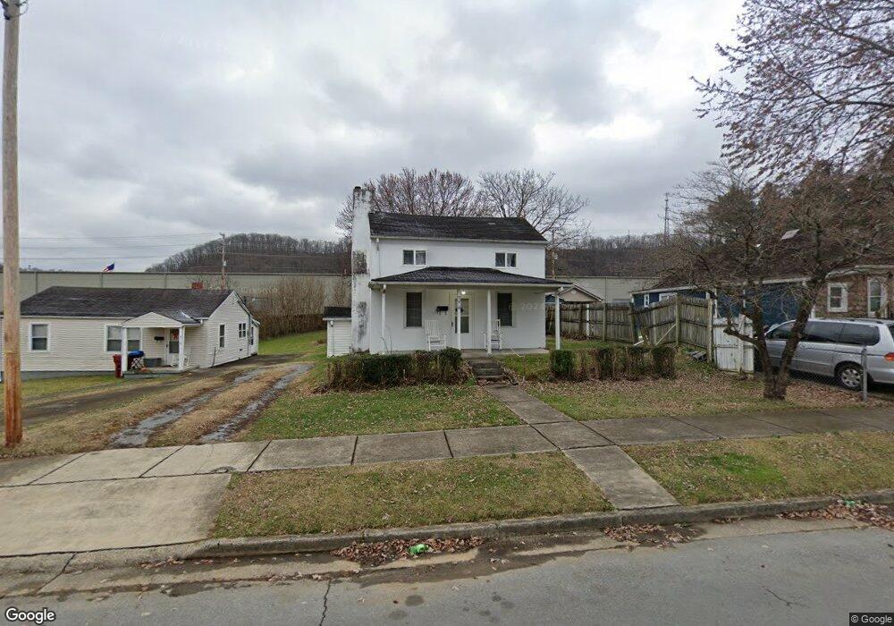908 E Myrtle Ave, Johnson City, TN 37601 - photo 1