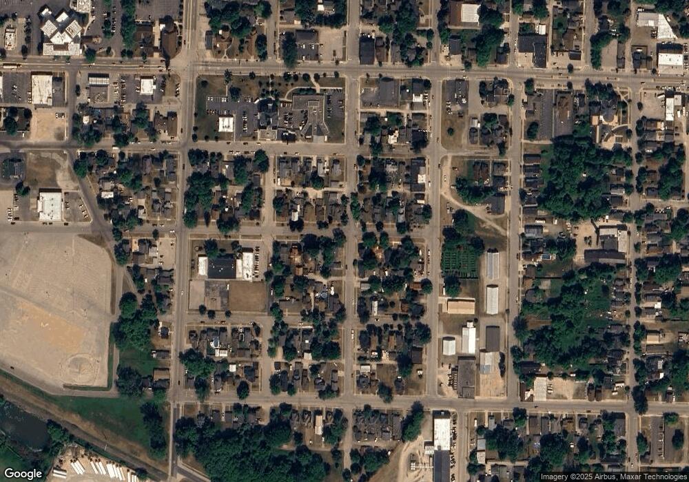 809 8th Ave, Menominee, MI 49858 - photo 1