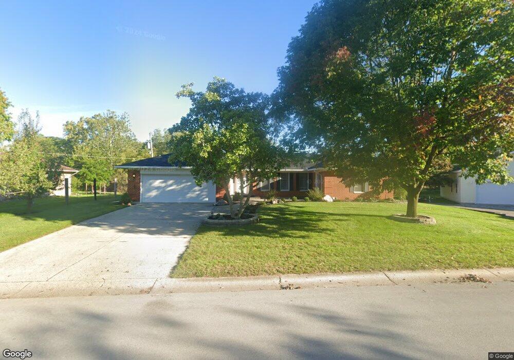 836 Park Dr, Wapakoneta, OH 45895 - photo 1