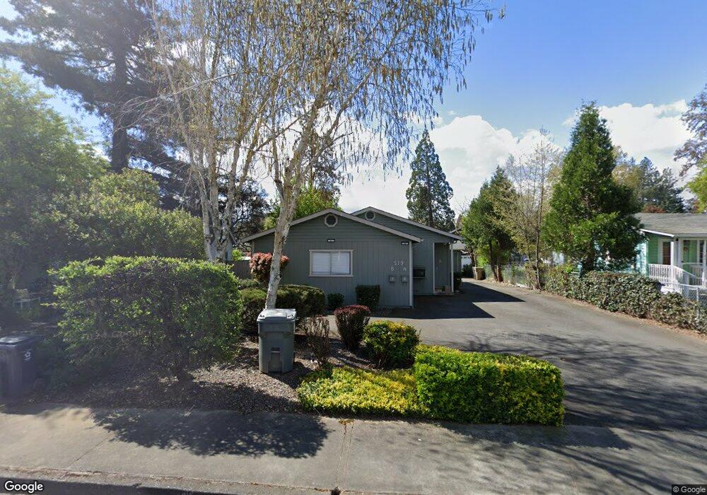 519 SE Riverside Ave, Grants Pass, OR 97526 - photo 1