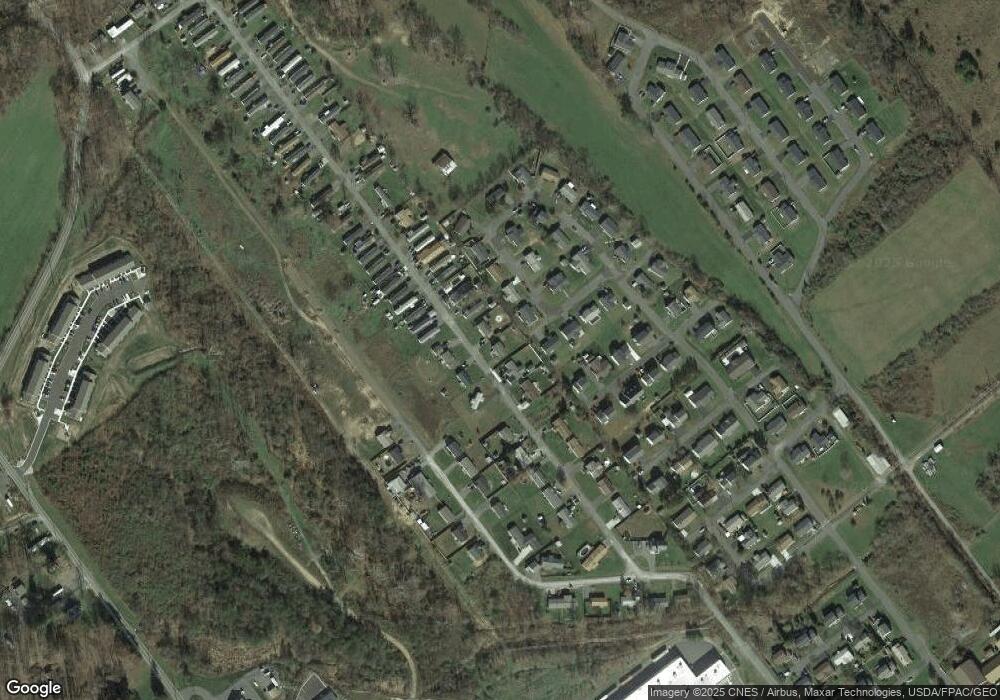 428 Trenum Dr, Keyser, WV 26726 - photo 1