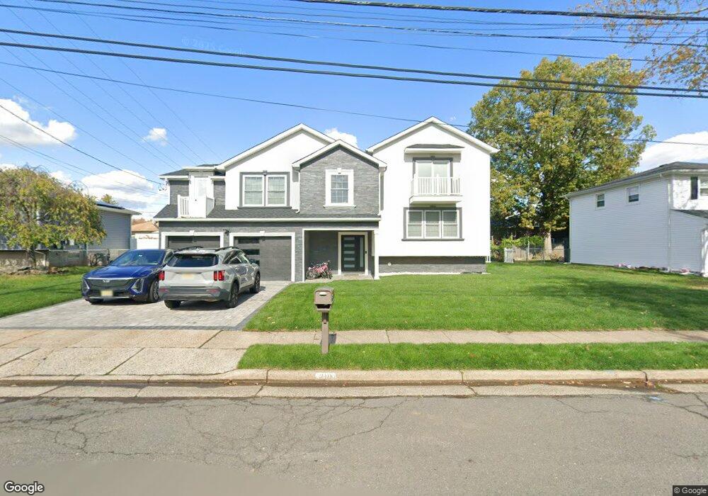 210 Tyroler Ave, Edison, NJ 08820 - photo 1