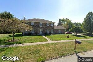716 Honeysuckle Dr, Naperville, IL 60540