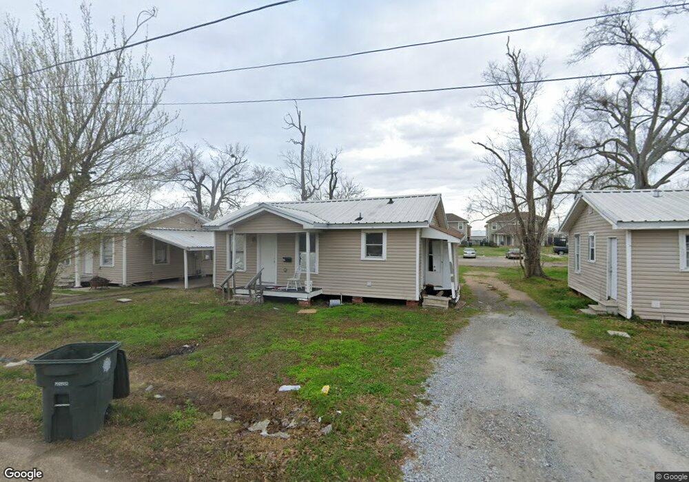 1711 Bryant Ct, Lake Charles, LA 70601 - photo 1