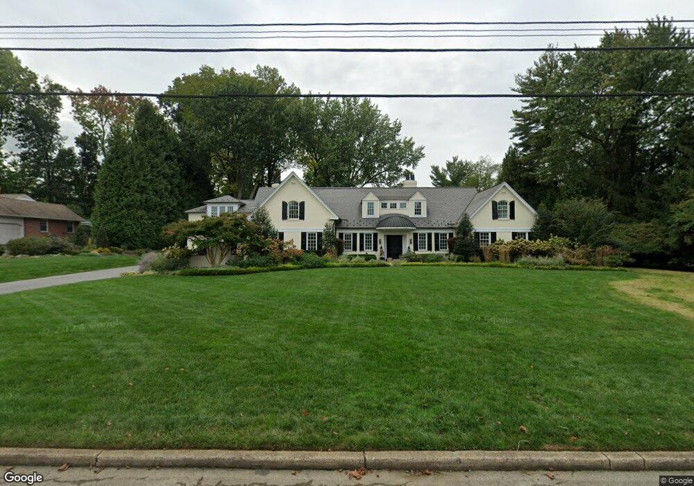 918 Hereford Dr, Berwyn, PA 19312 - photo 1