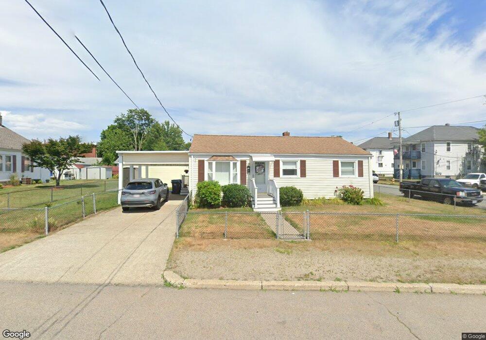 353 Orient Ave, Pawtucket, RI 02861 - photo 1