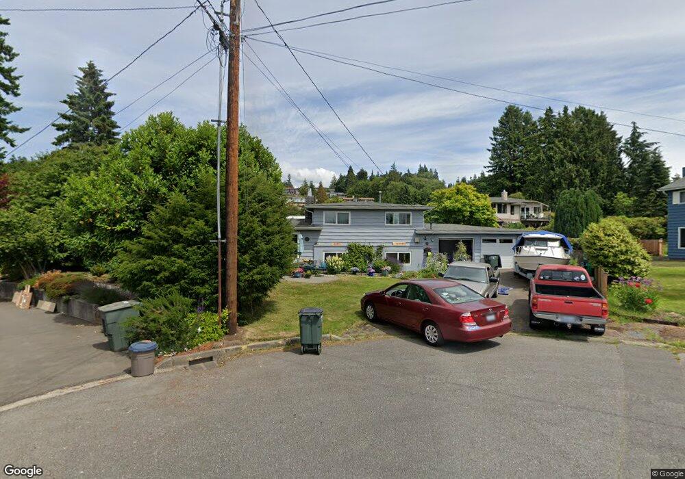 1015 Cascade Dr, Edmonds, WA 98020 - photo 1