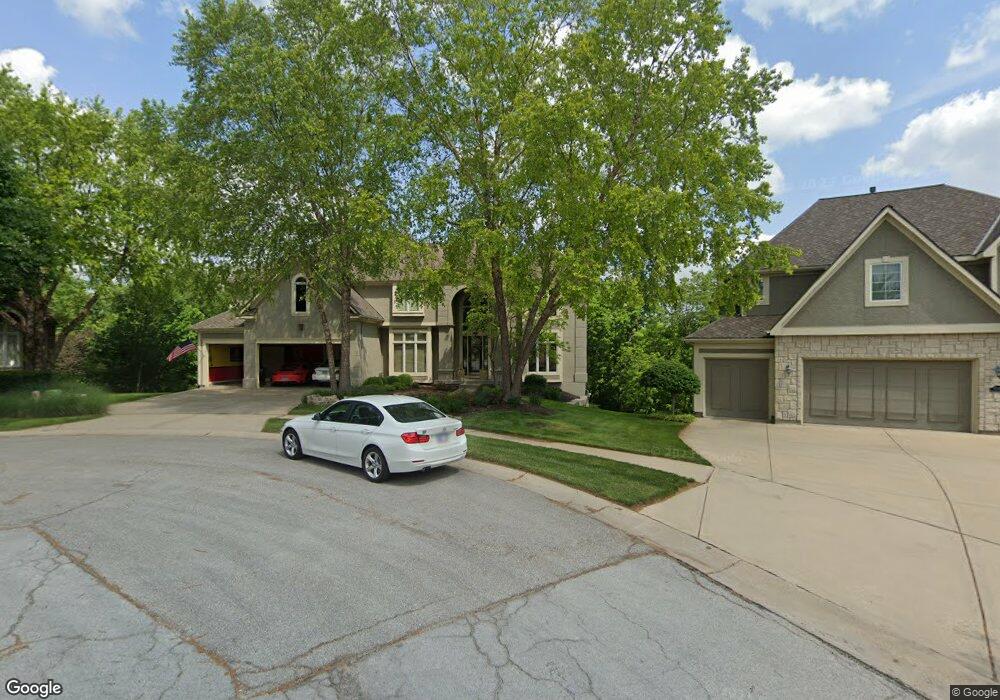 9524 Deer Run St, Lenexa, KS 66220 - photo 1