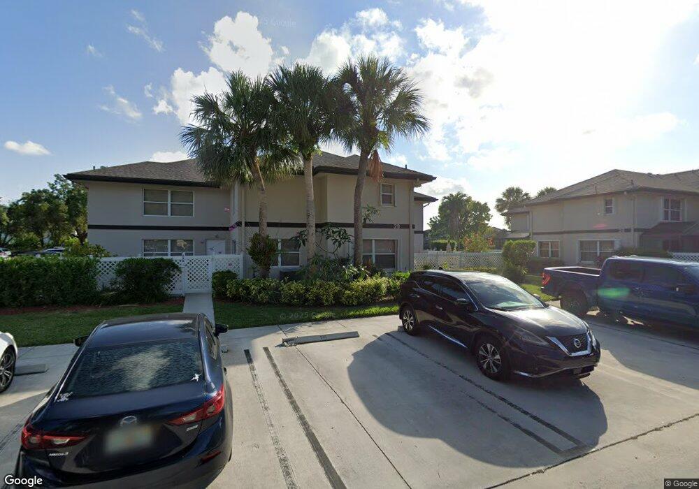 29A Clinton Ct unit 29A, Royal Palm Beach, FL 33411 - photo 1