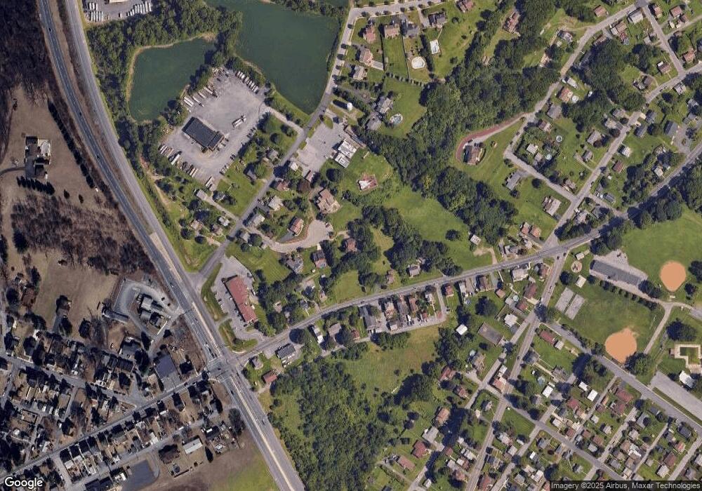 5240 Suncrest Cir, Whitehall, PA 18052 - photo 1