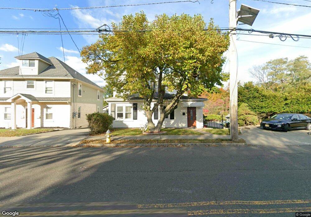 192 E Lindsley Rd unit 2, Cedar Grove, NJ 07009 - photo 1