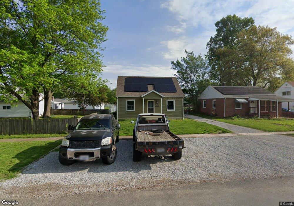 3224 Walnut Ave, Mattoon, IL 61938 - photo 1