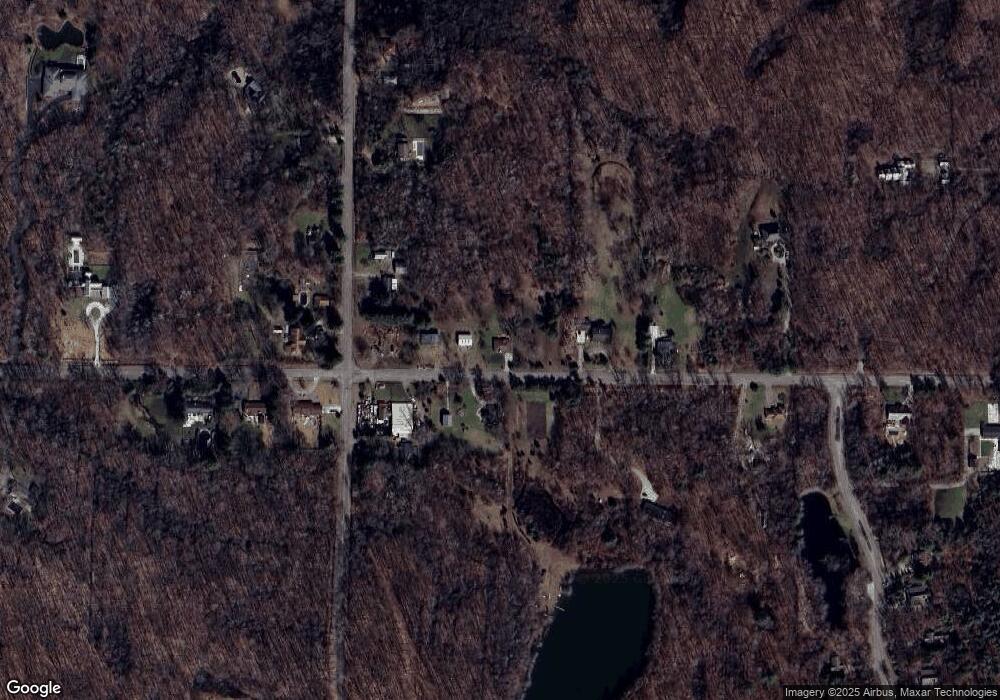 7237 Youngren Rd, Three Oaks, MI 49128 - photo 1