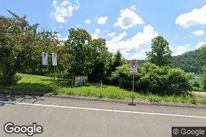 115 Shoreline Dr, Addison, PA 15411