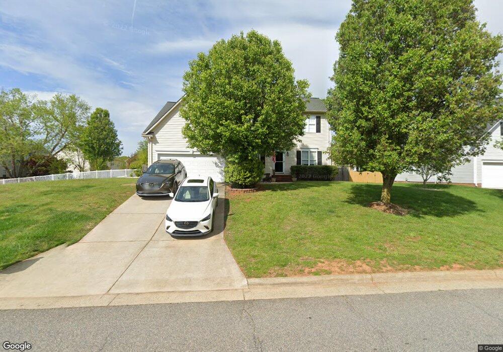 3617 Oak Chase Dr, High Point, NC 27265 - photo 1