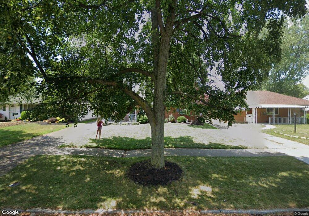 316 Thelma Dr, Sheffield Lake, OH 44054 - photo 1