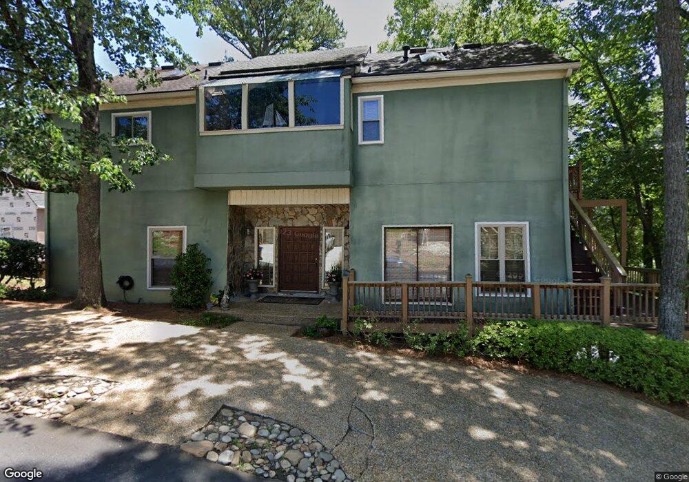 10075 Kinross Rd, Roswell, GA 30076 - photo 1